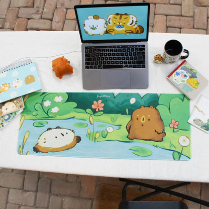 Cozy Friends Deskpad