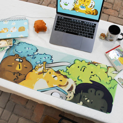 Fantastic Chonks Deskpad